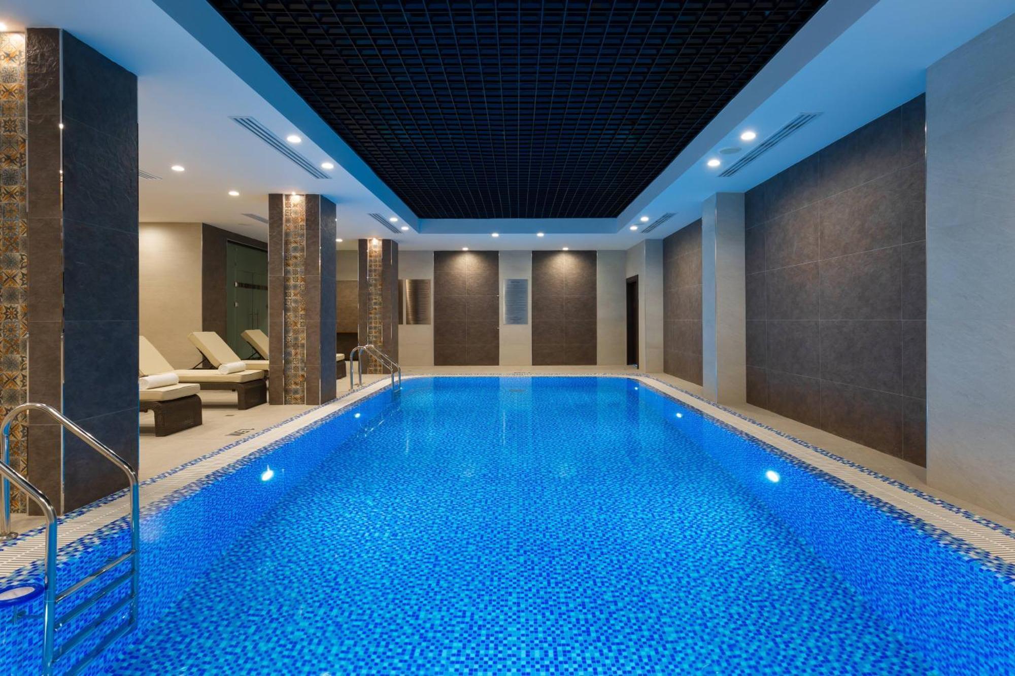 Courtyard By Marriott Tashkent Hotel Екстериор снимка